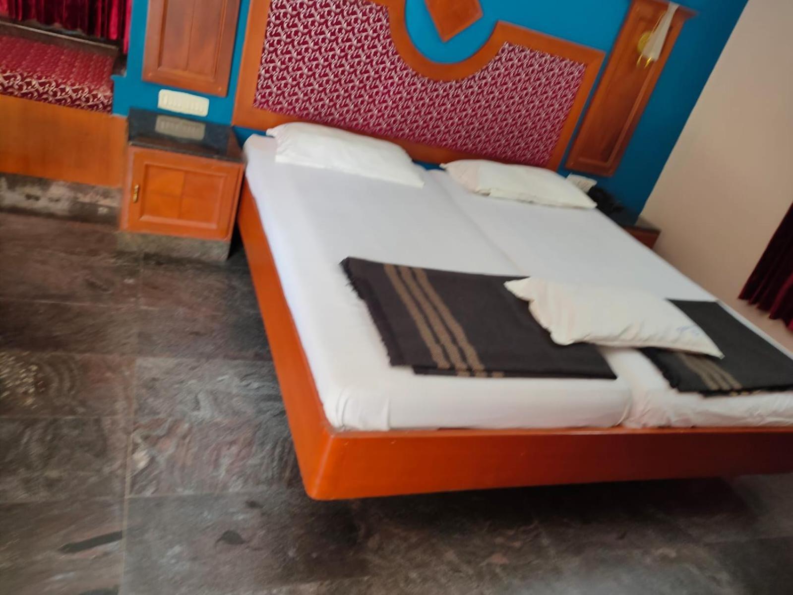 תני Anjana Hotels מראה חיצוני תמונה